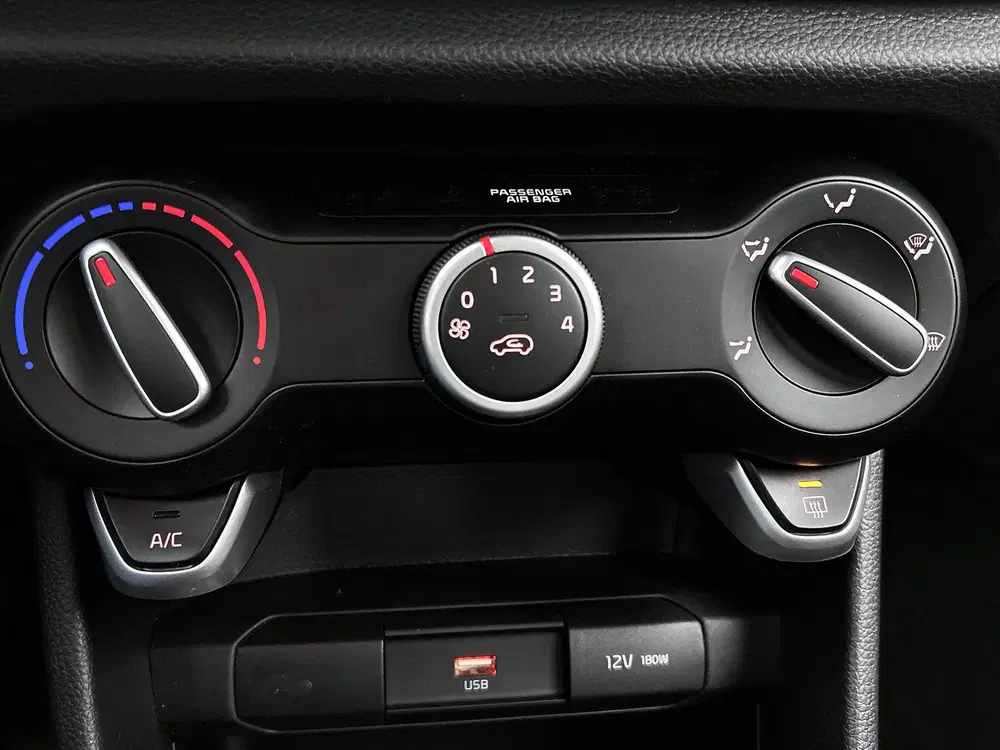 Kia Picanto 1.0 DPi DynamicLine uit 2023, foto 10