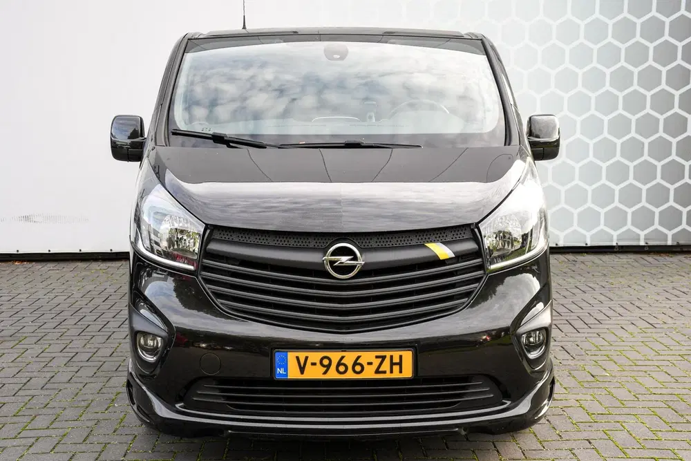 Opel Vivaro 1.6 CDTI L2H1 Edition EcoFlex Irmscher uit 2019, foto 2