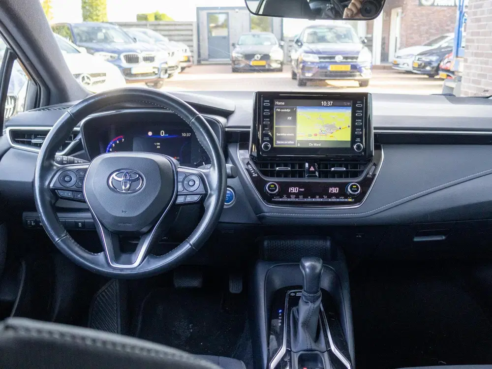 Toyota Corolla 1.8 Hybrid First Edition 17" C uit 2019, foto 2