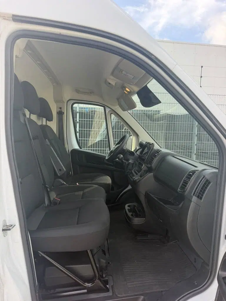 Fiat Ducato 33 L3H2 2.2 MJ E6E 140 pk 103kW uit 2024, foto 3