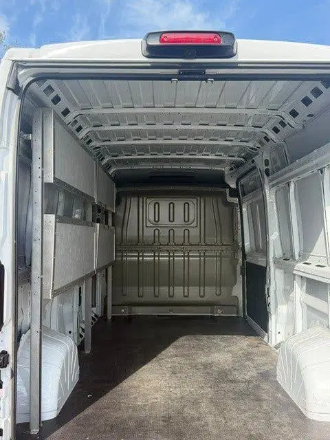 Fiat Ducato 33 L3H2 2.2 MJ E6E 140 pk 103kW uit 2024, foto 7