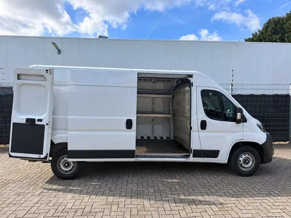 Fiat Ducato 33 L3H2 2.2 MJ E6E 140 pk 103kW uit 2024, foto 9