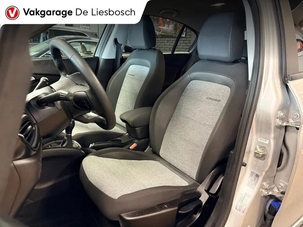 Fiat Tipo 1.0 City Cross uit 2022, foto 14