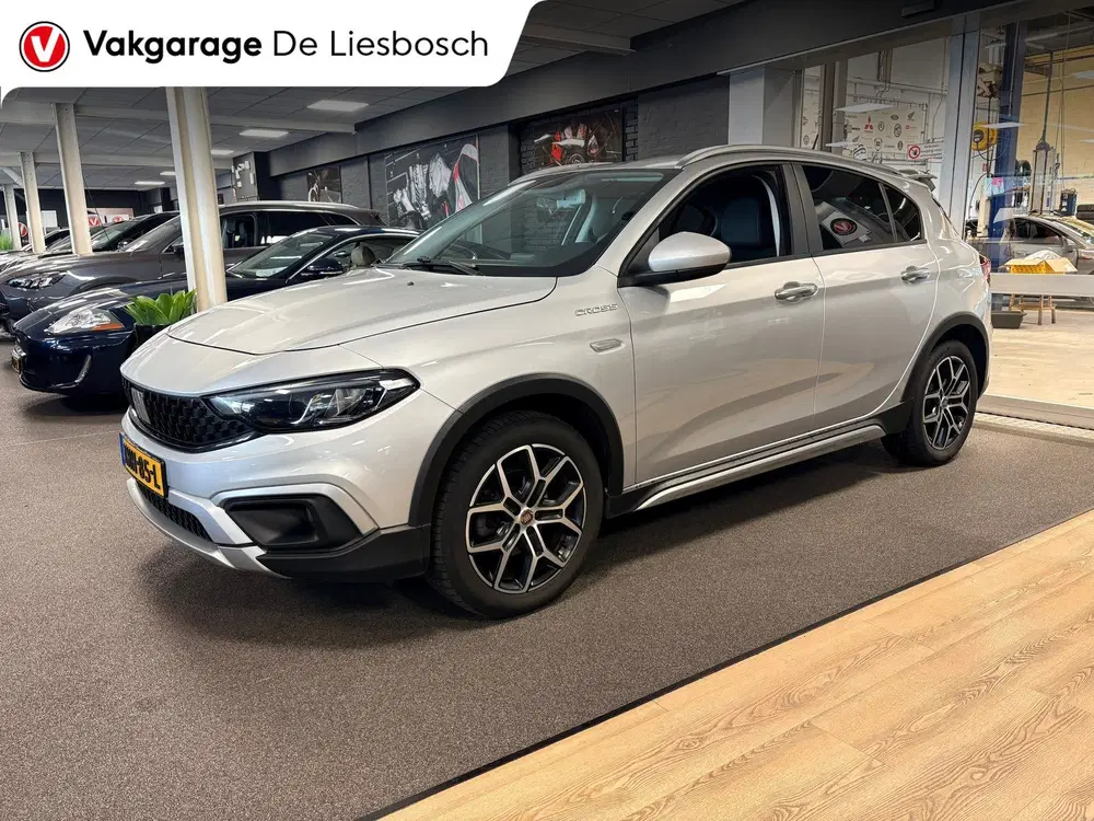 Fiat Tipo 1.0 City Cross uit 2022, foto 2