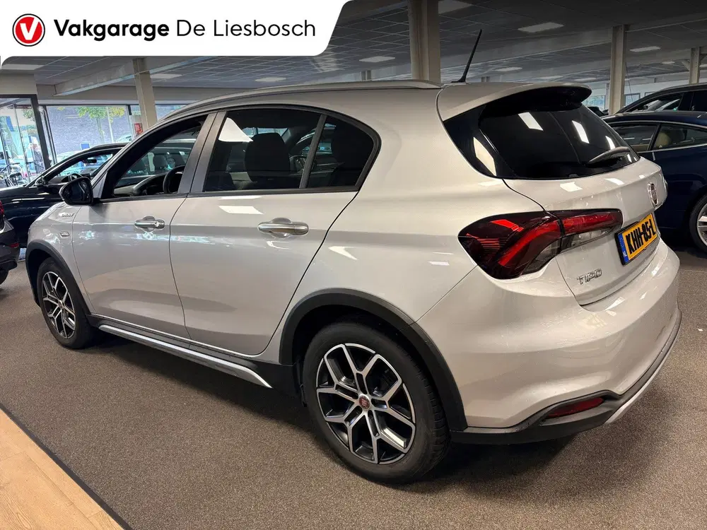Fiat Tipo 1.0 City Cross uit 2022, foto 3