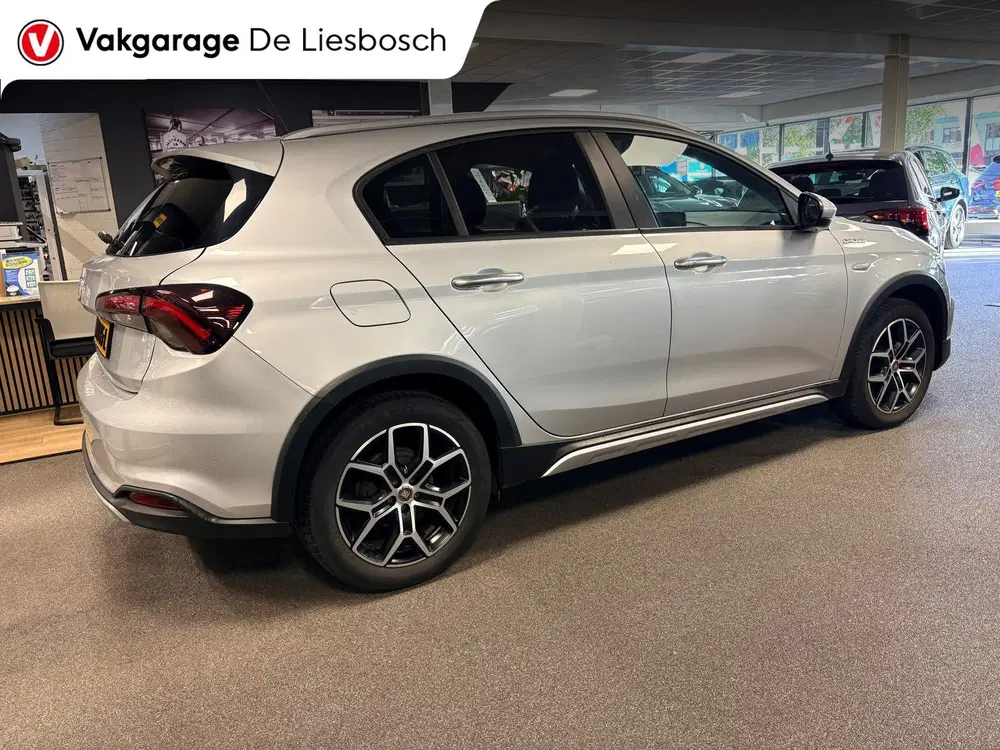 Fiat Tipo 1.0 City Cross uit 2022, foto 5