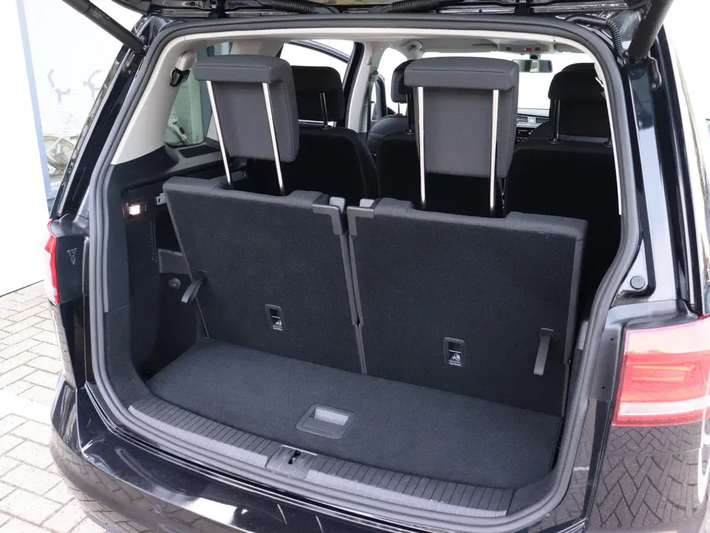 Volkswagen Touran 1.5 TSI Highline 7p uit 2019, foto 13