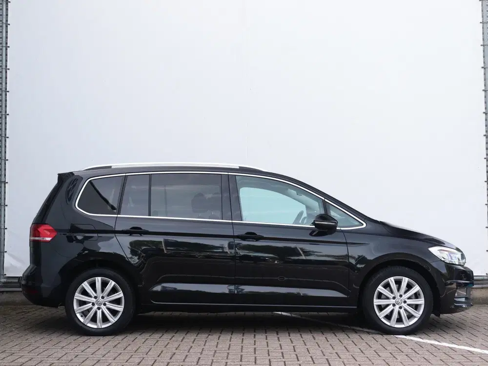 Volkswagen Touran 1.5 TSI Highline 7p uit 2019, foto 4