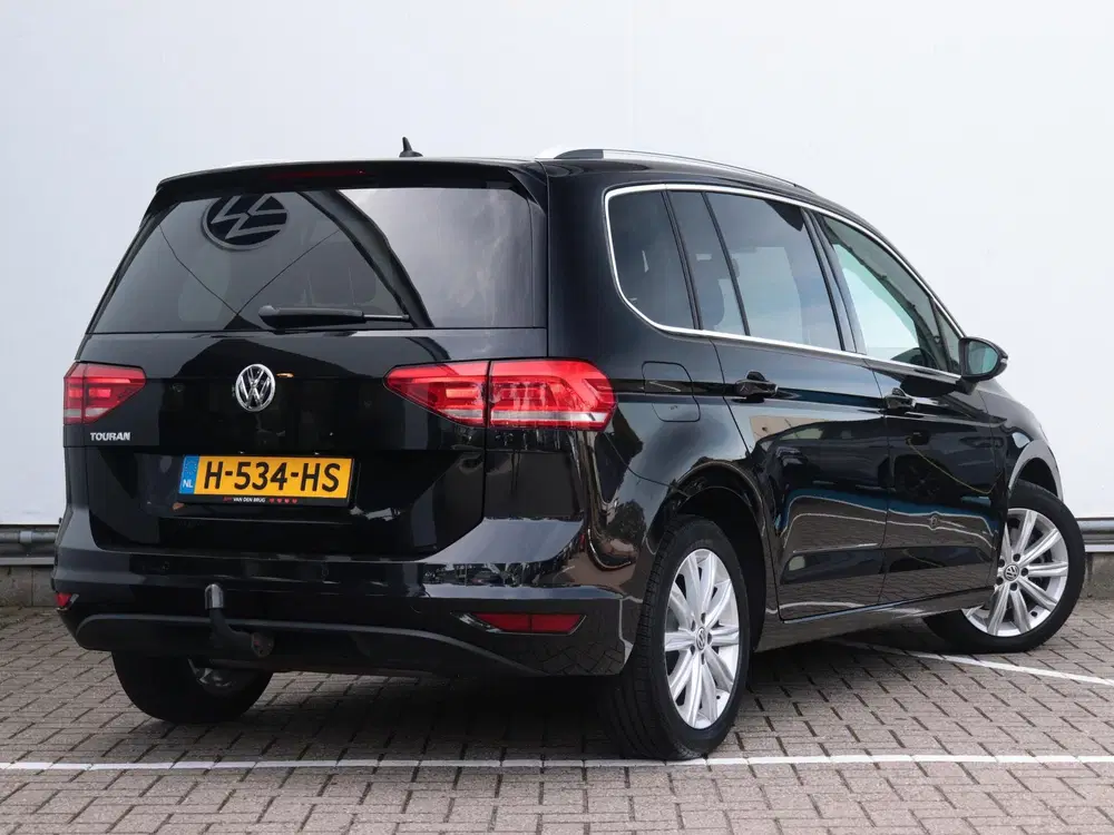 Volkswagen Touran 1.5 TSI Highline 7p uit 2019, foto 5