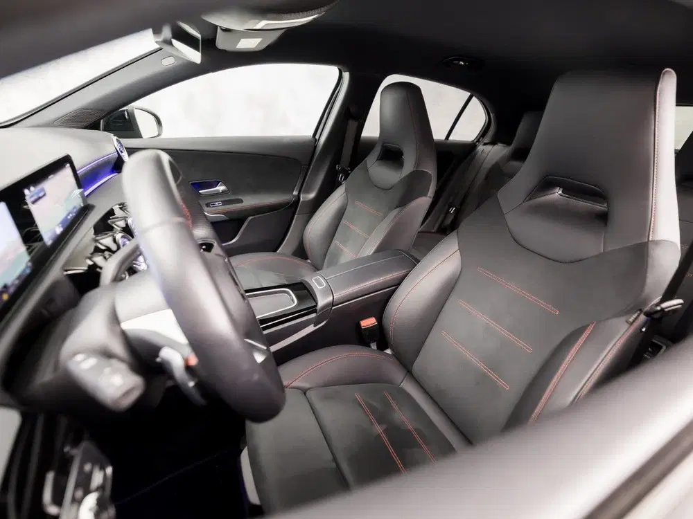 Mercedes-Benz A-Klasse 180 AMG Line Automaat (FABRIEKSGARANT uit 2023, foto 13