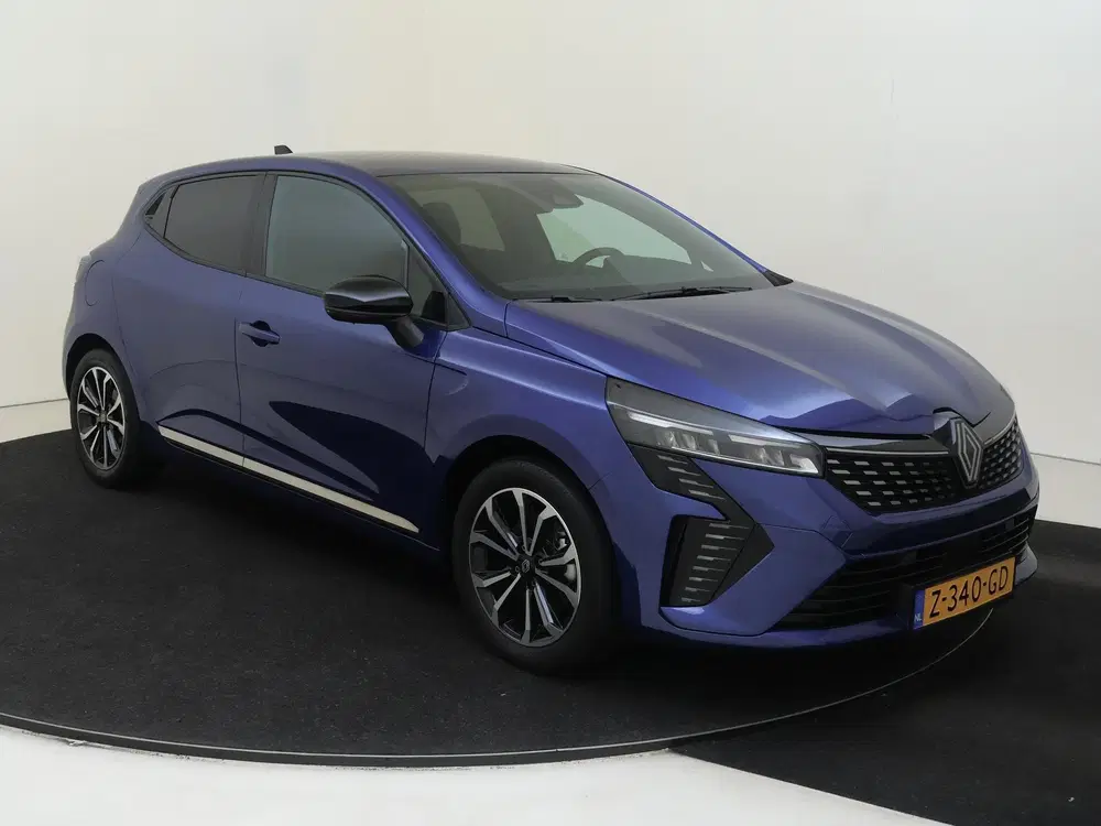 Renault Clio 1.6 E-Tech Full Hybrid 145 techno AUTOMAAT uit 2024, foto 2