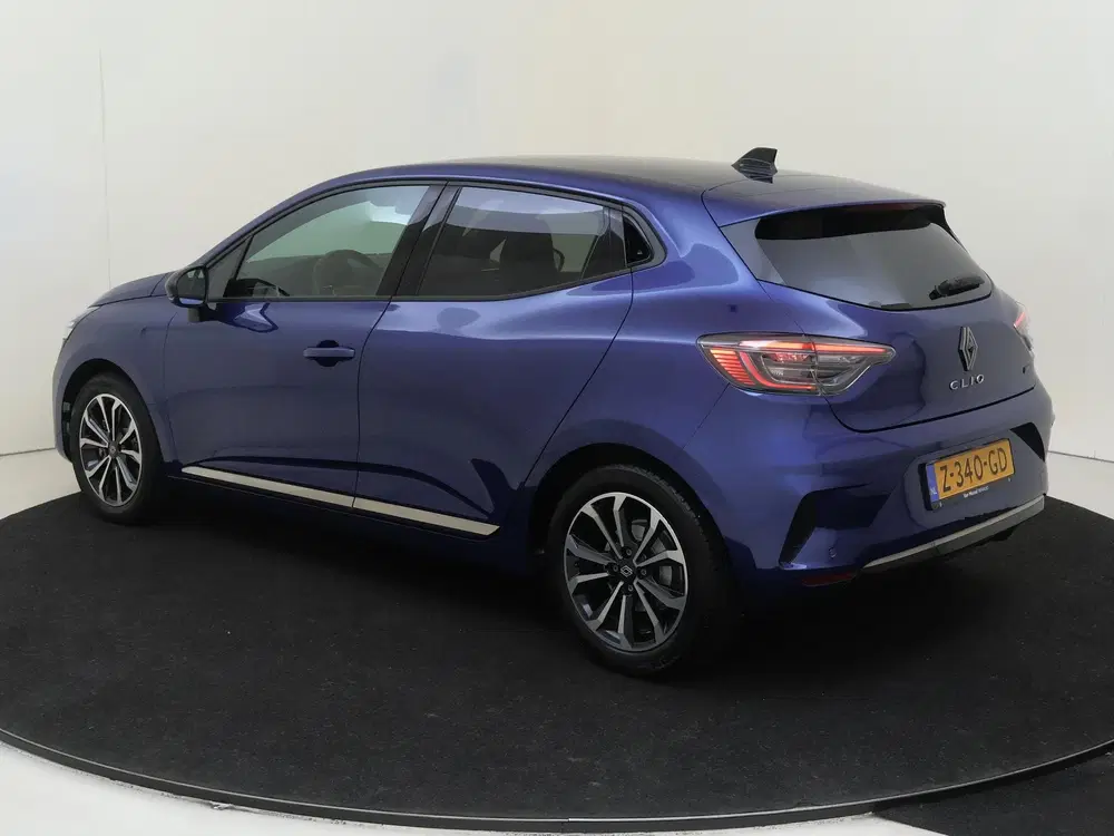 Renault Clio 1.6 E-Tech Full Hybrid 145 techno AUTOMAAT uit 2024, foto 3