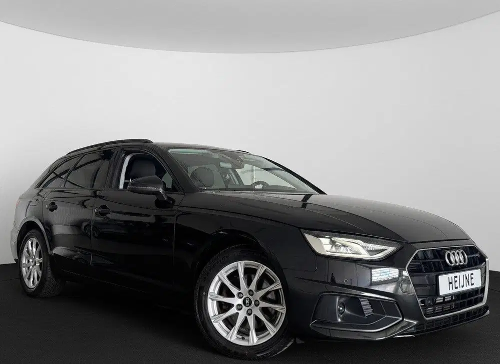 Audi A4 35 TFSI 2.0 150PK S-TRONIC PRO-LINE NAVI uit 2022, foto 3