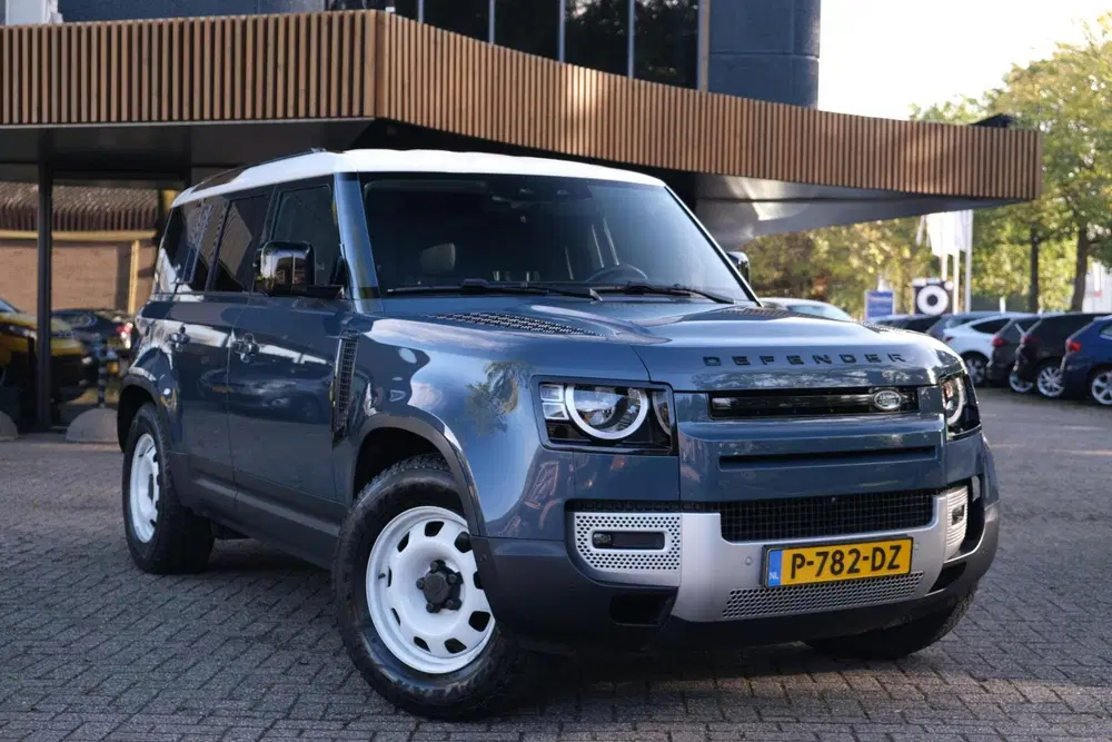 Land Rover Defender 2.0 D240 110 S uit 2021, foto 2