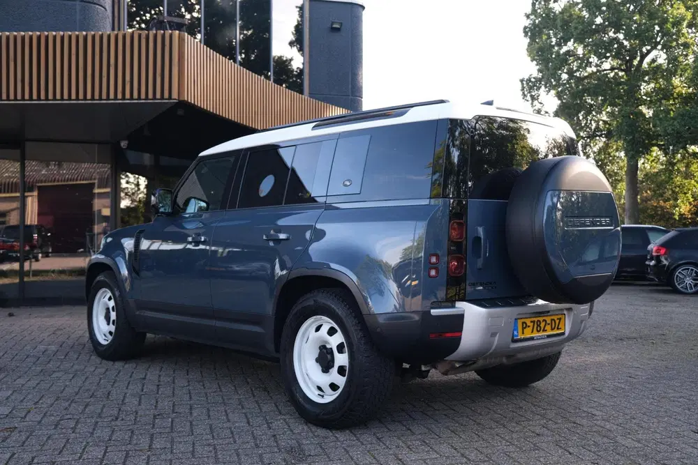 Land Rover Defender 2.0 D240 110 S uit 2021, foto 9