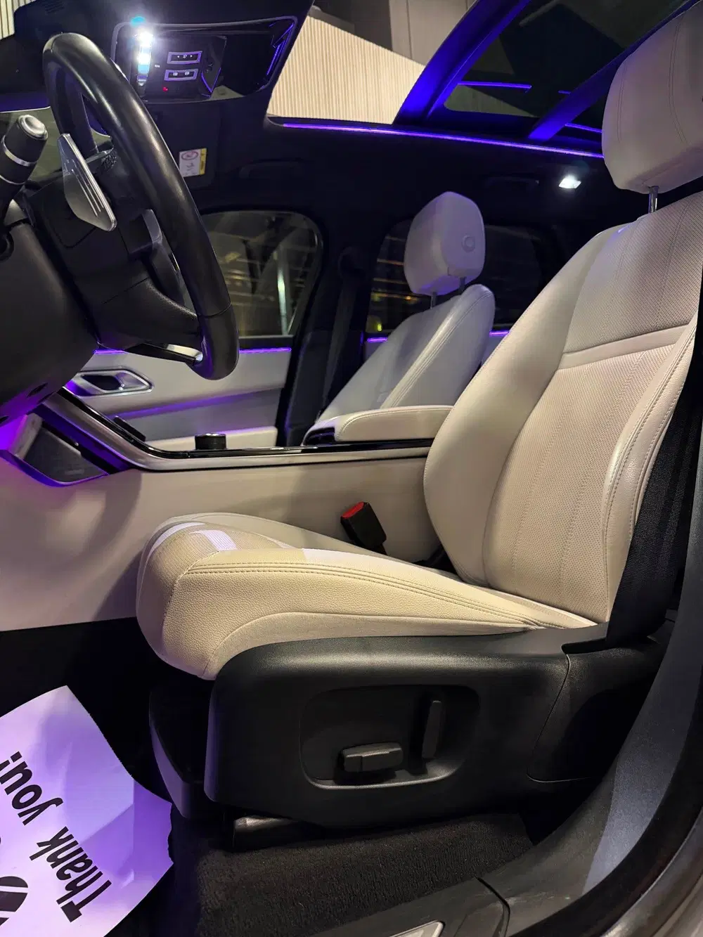 Land Rover Range Rover Velar 2.0 P300 Turbo AWD HSE R-Dynami uit 2019, foto 14