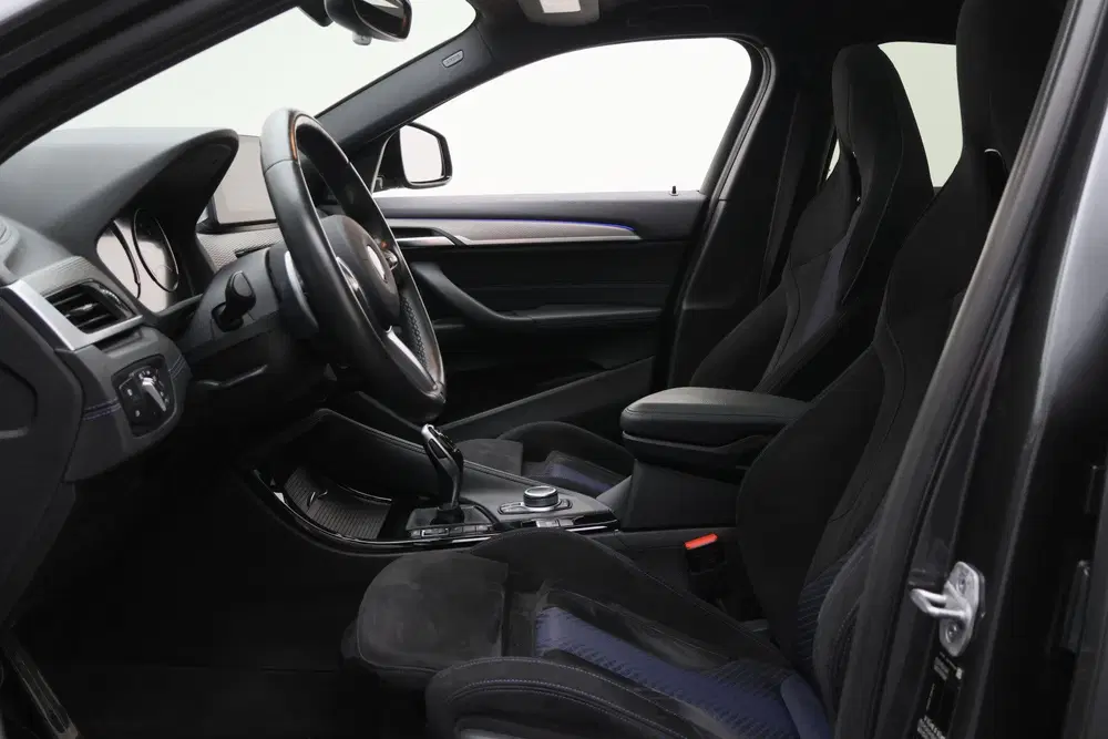 BMW X2 M35i Business Edition Plus Panoramadak uit 2021, foto 12