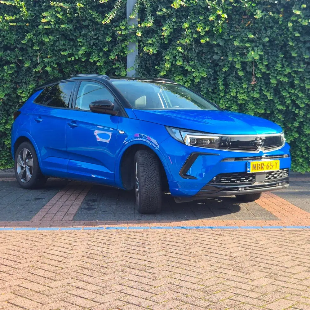 Opel Grandland GSe 1.6 Hybrid4 300 pk uit 2023