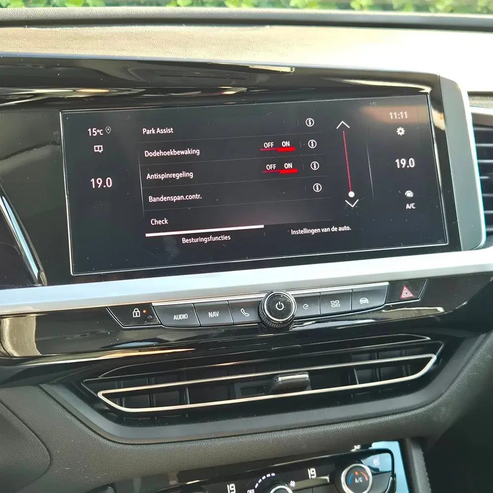 Opel Grandland GSe 1.6 Hybrid4 300 pk uit 2023, foto 15