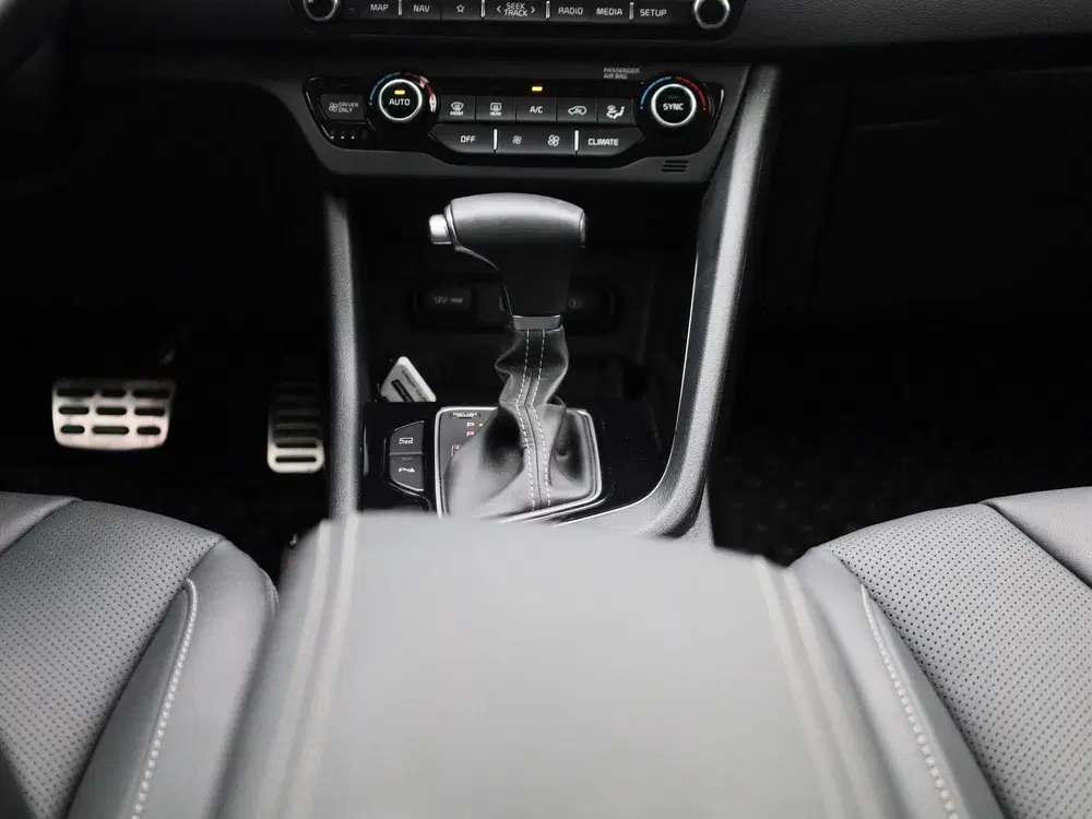 Kia Niro 1.6 GDi Hybrid DynamicPlusLine uit 2022, foto 10