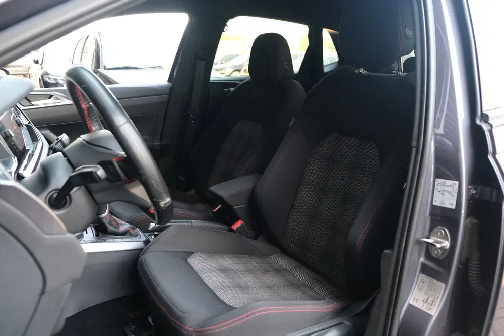 Volkswagen Polo 2.0 TSI GTI 207PK DSG Facelift IQ Matrix C uit 2022, foto 4