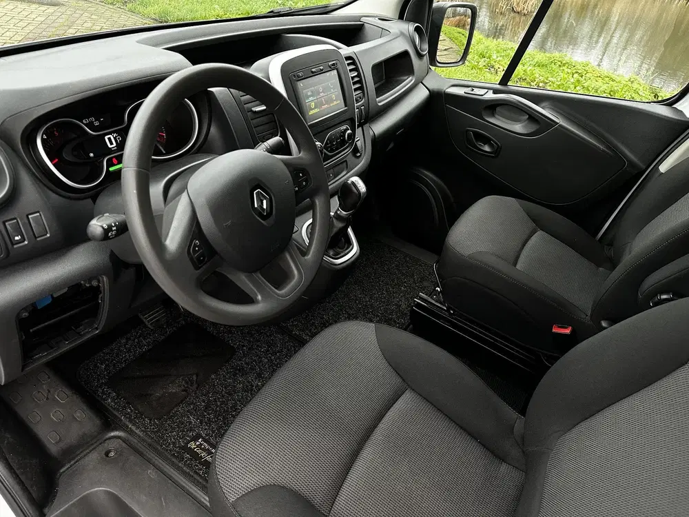 Renault Trafic 2.0 dCi 145PK T29 L1H1 Comfort uit 2021, foto 6