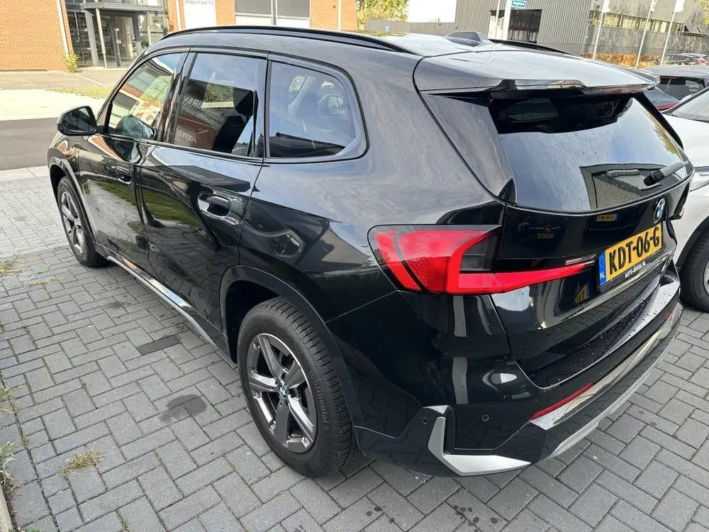 BMW X1 sDrive18i Nw Model leder X-Line uit 2022, foto 3