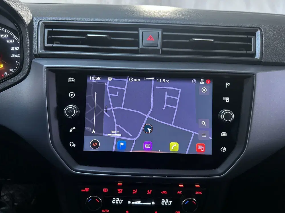 SEAT Arona 1.0 TSI Style Business Intense Camera Navi uit 2021, foto 13