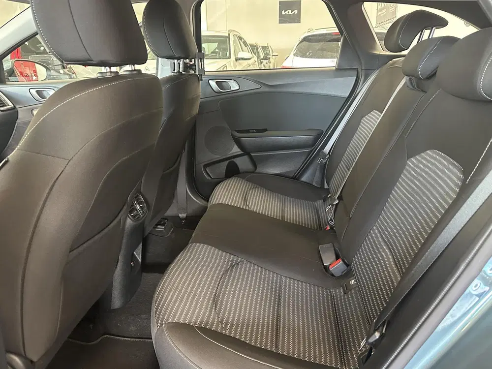 Kia Ceed 1.0 T-GDi DynamicLine uit 2024, foto 4