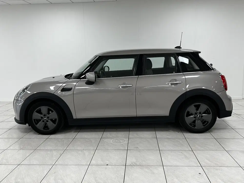 Mini Cooper 1.5 Cooper Business Edition NAVIGATIE uit 2022, foto 13