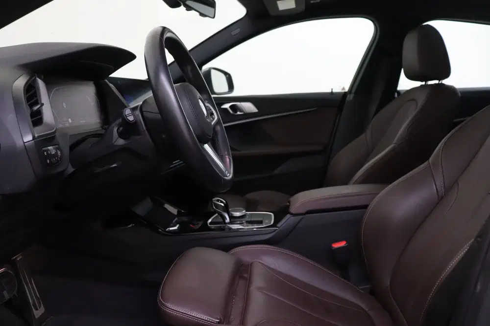 BMW 2-serie Coupé 218i High Executive M Sport Automaat uit 2022, foto 12