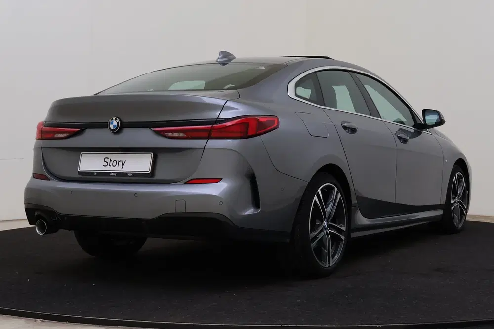 BMW 2-serie Coupé 218i High Executive M Sport Automaat uit 2022, foto 2