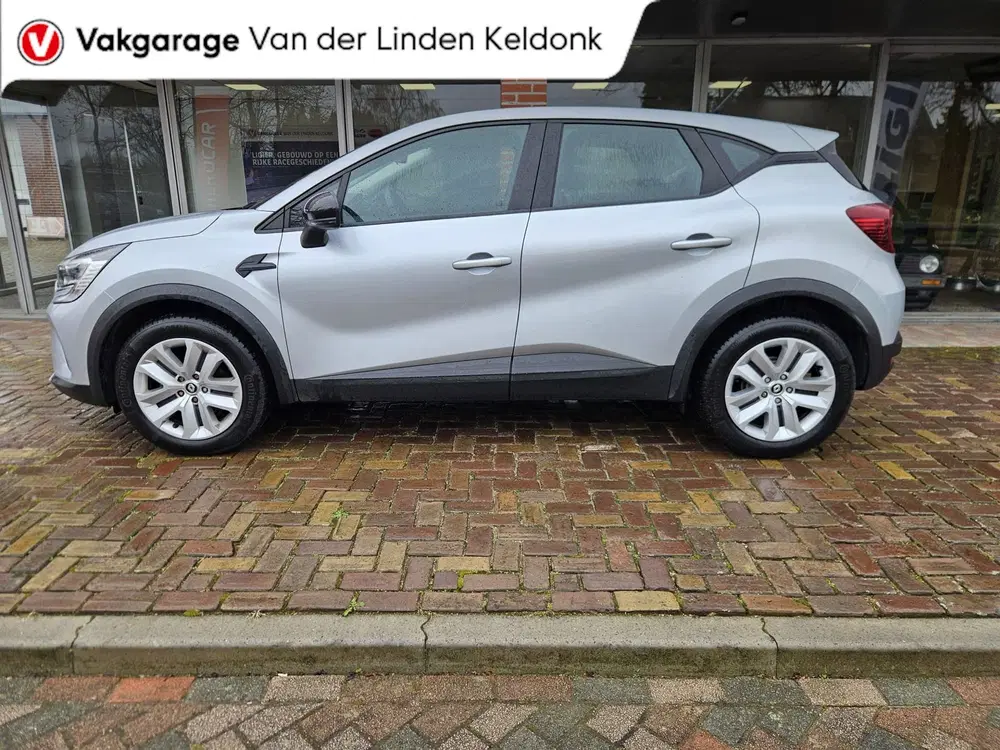 Renault Captur 1.0 TCe 90 Zen uit 2022, foto 2