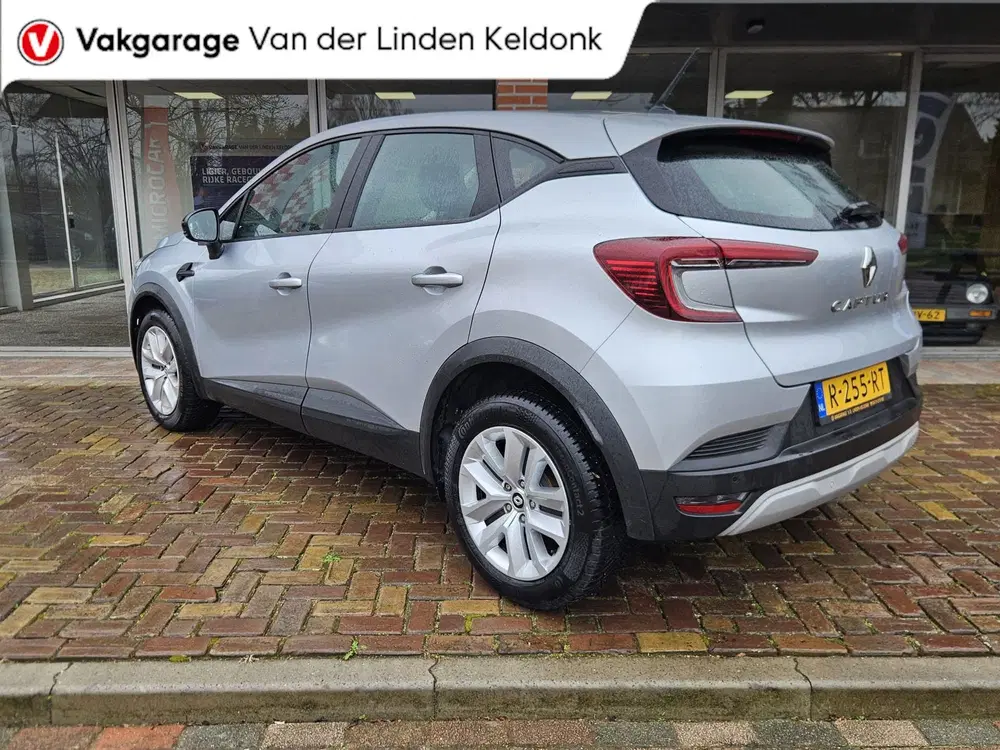 Renault Captur 1.0 TCe 90 Zen uit 2022, foto 3