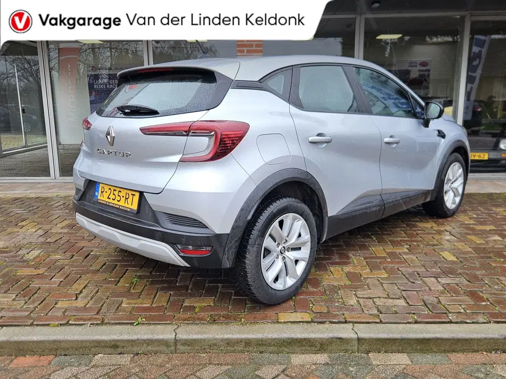 Renault Captur 1.0 TCe 90 Zen uit 2022, foto 4