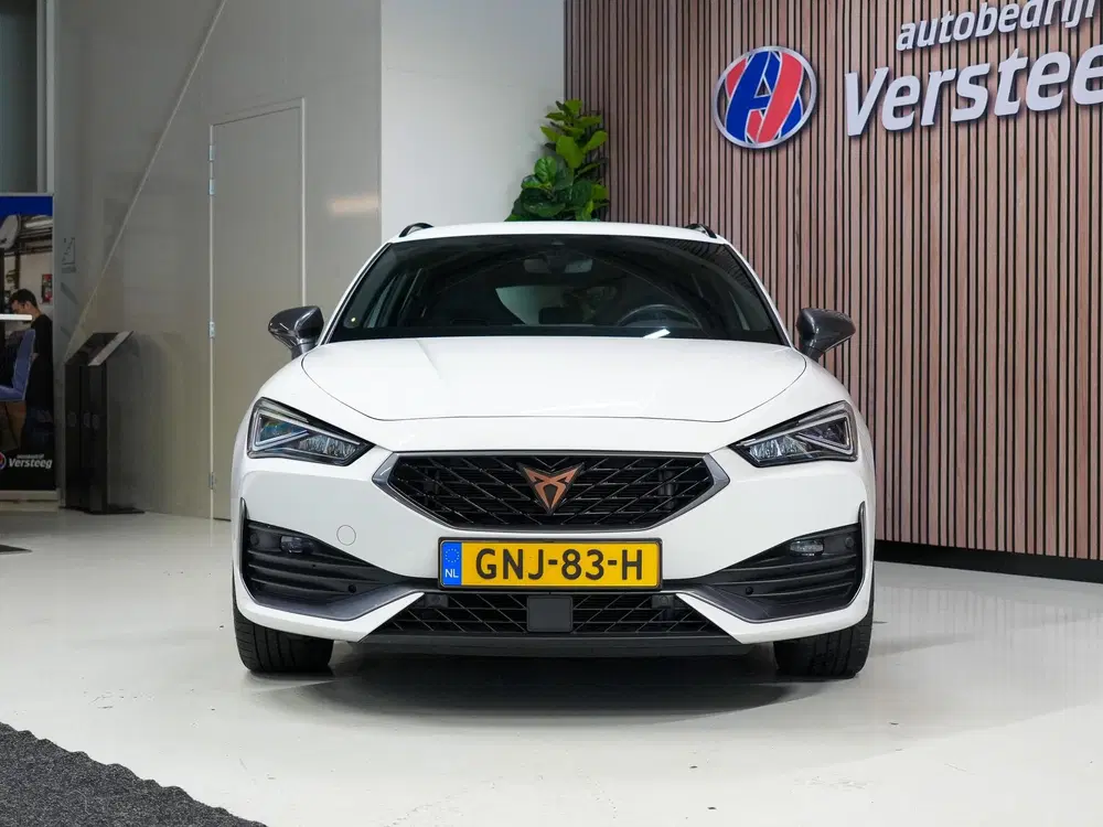 Cupra Leon 1.4 e-Hybrid VZ Business uit 2022, foto 2