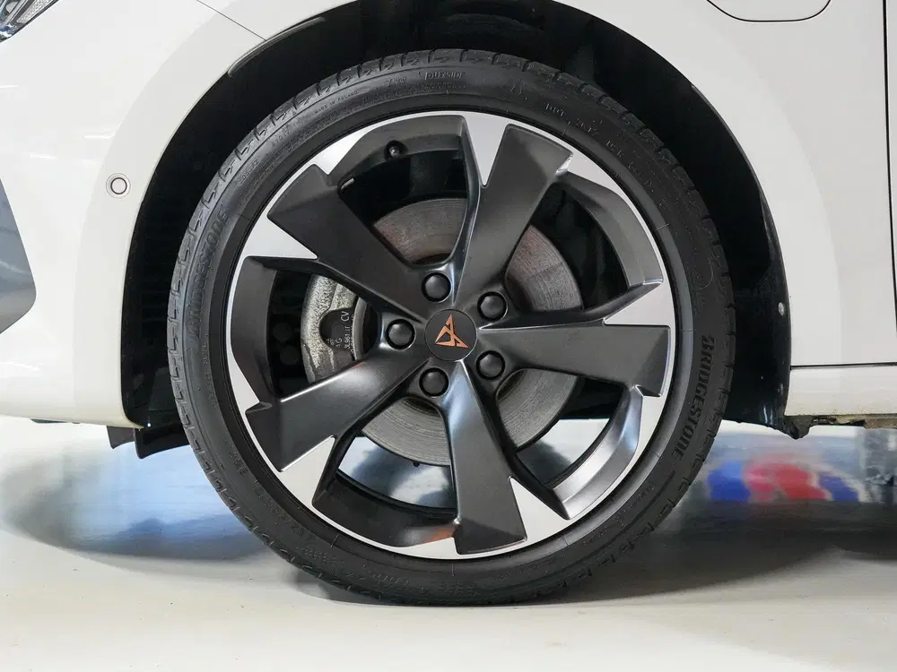 Cupra Leon 1.4 e-Hybrid VZ Business uit 2022, foto 4