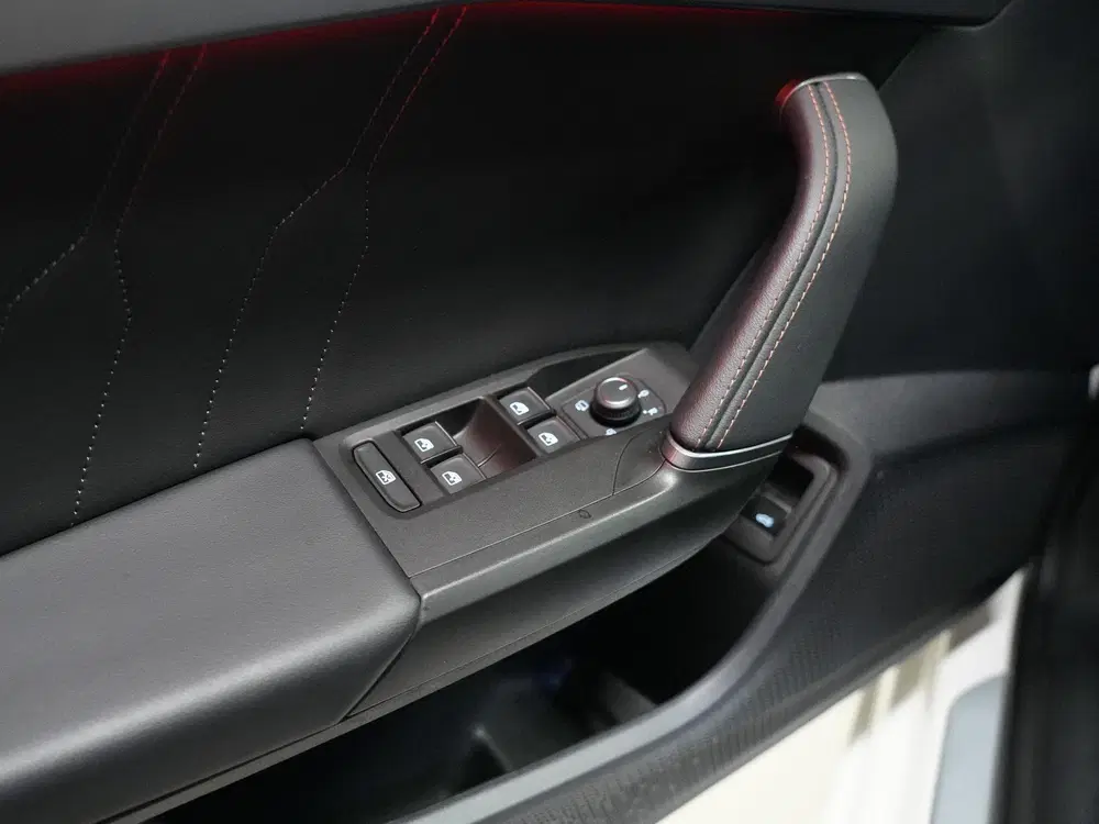 Cupra Leon 1.4 e-Hybrid VZ Business uit 2022, foto 5