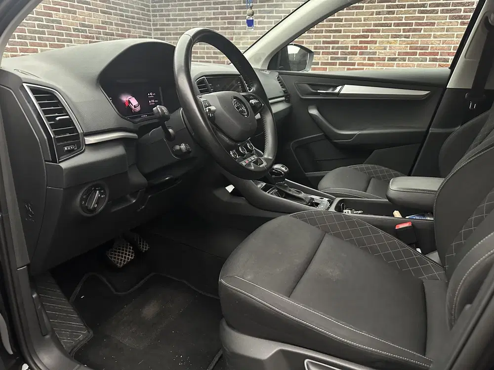Skoda Karoq 1.5 TSI ACT Business Edition uit 2022, foto 3