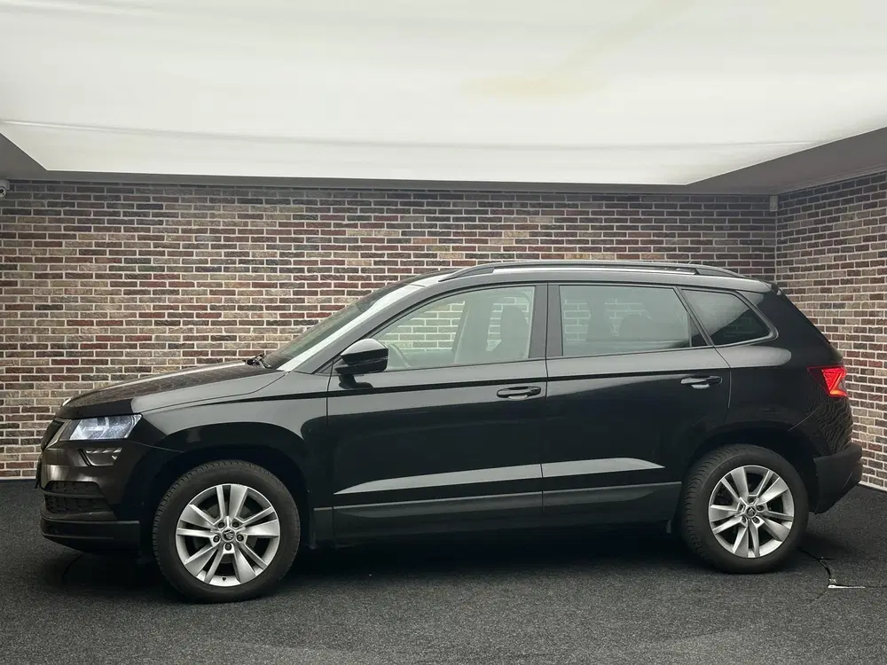 Skoda Karoq 1.5 TSI ACT Business Edition uit 2022, foto 6