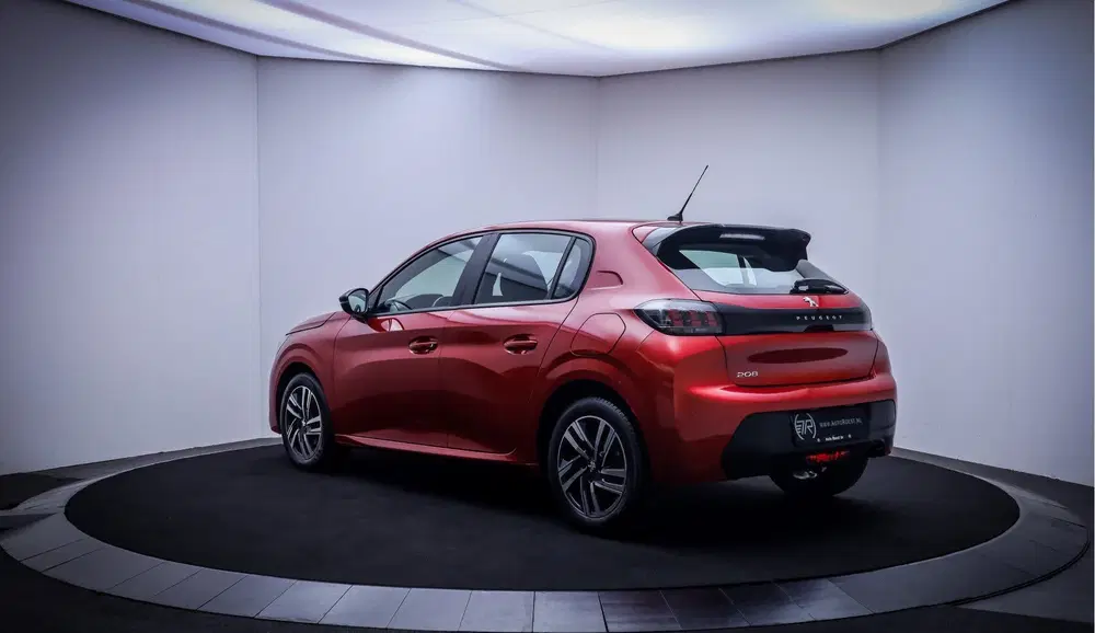 Peugeot 208 1.2T Aut. PACK Active NAVI uit 2023, foto 8