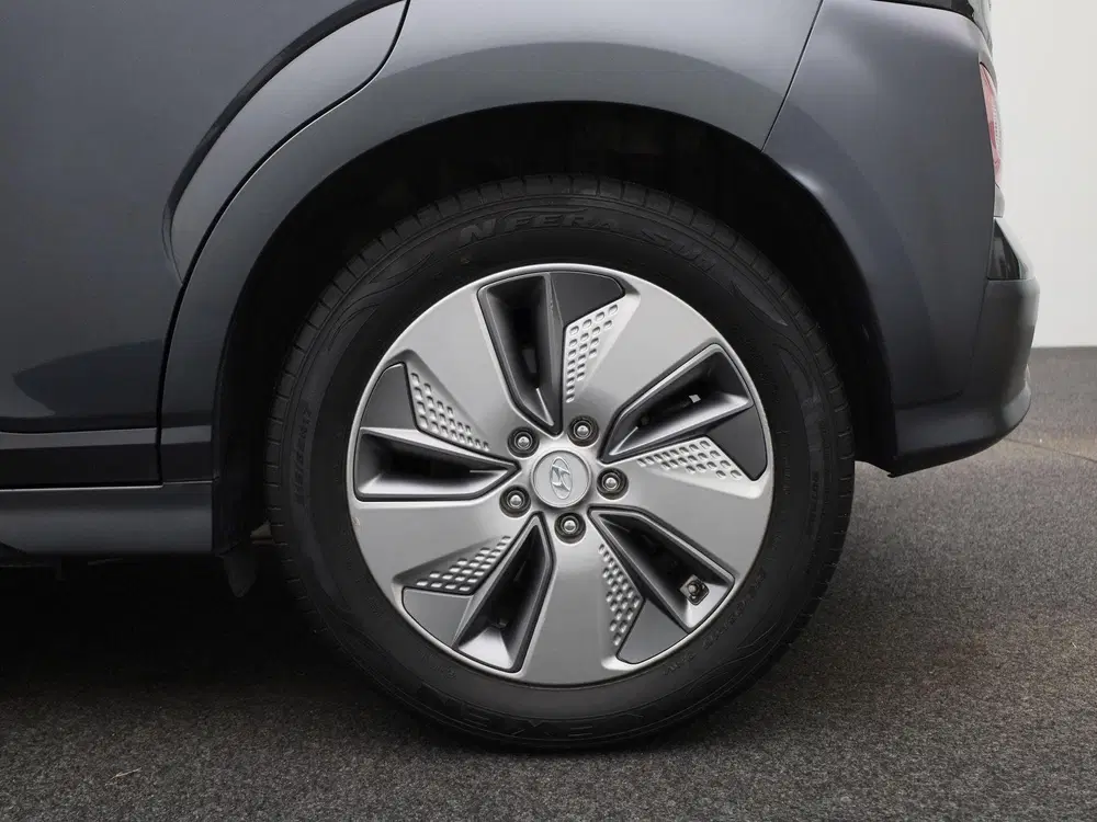 Hyundai KONA EV Premium 64 kWh uit 2021, foto 14
