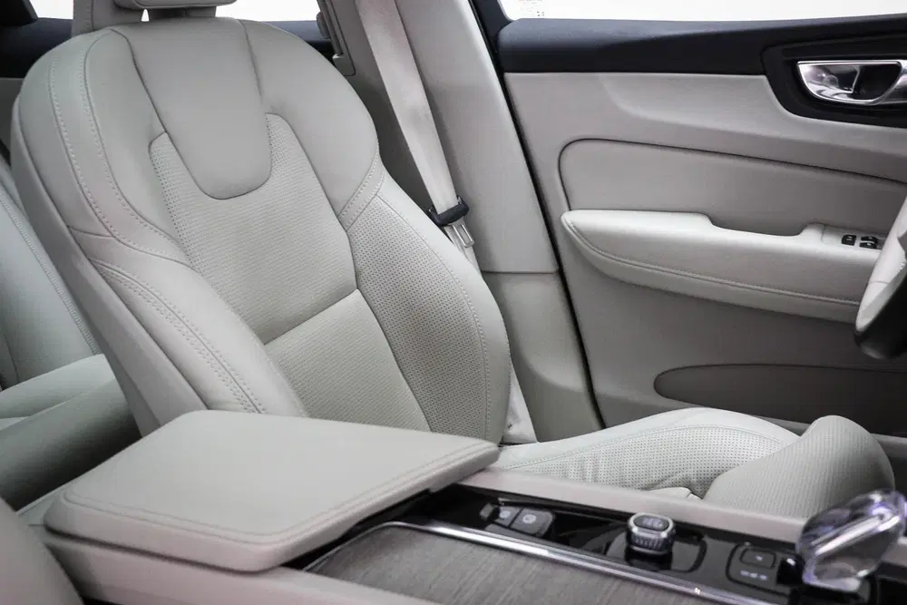 Volvo XC60 2.0 T6 Plug-in hybrid AWD Inscription uit 2022, foto 12