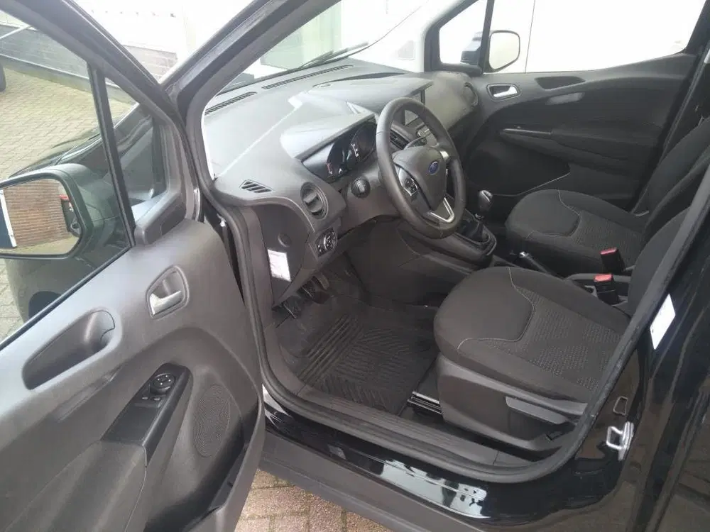 Ford Transit Courier 1.0 Trend Start&Stop uit 2020, foto 7