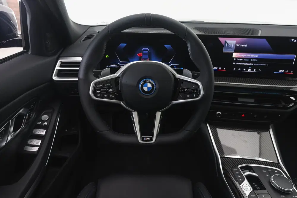 BMW 3-serie 330e M Sport Automaat uit 2026, foto 3