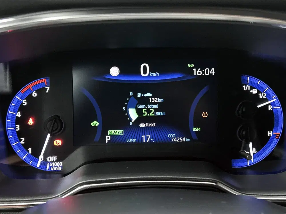 Toyota Corolla 1.8 Hybrid Executive uit 2022, foto 5