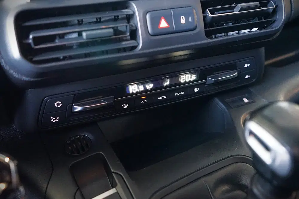 Opel Combo 1.2 Turbo L2H1 Edition uit 2019, foto 12