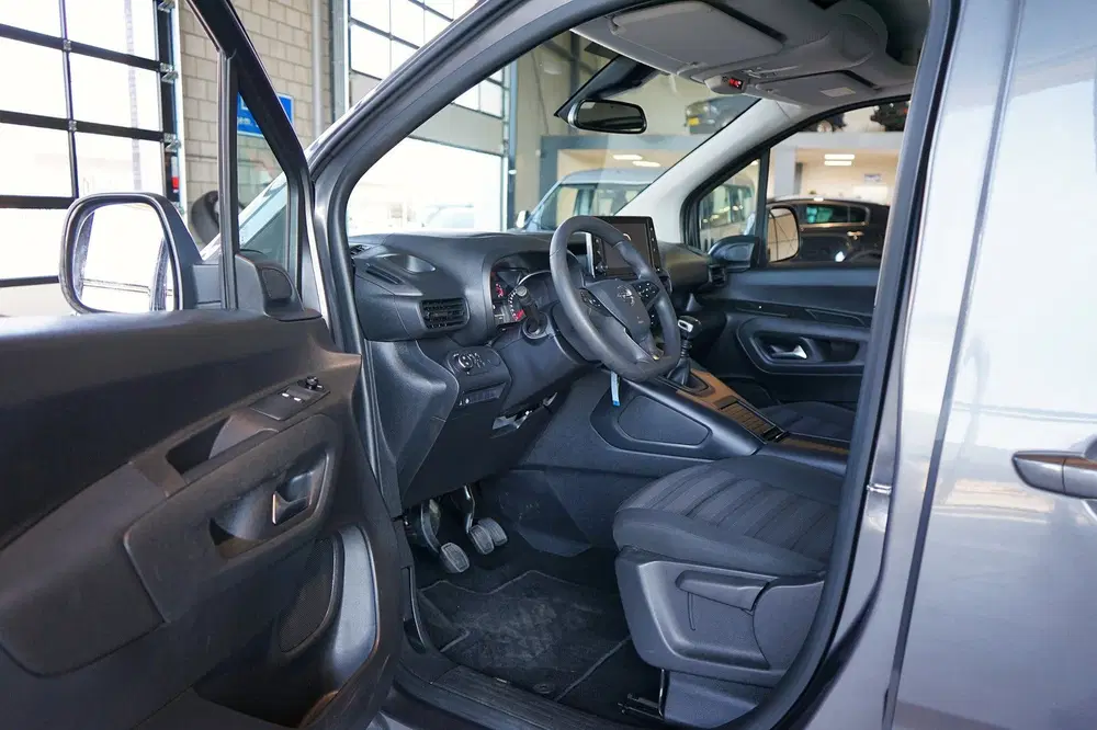 Opel Combo 1.2 Turbo L2H1 Edition uit 2019, foto 4