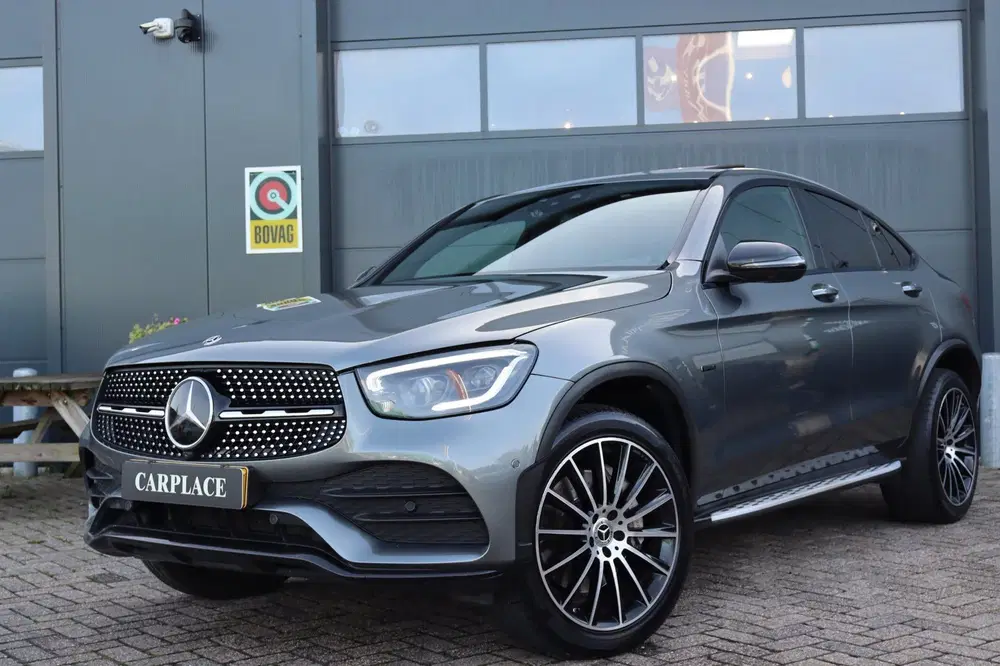 Mercedes-Benz GLC GLC-klasse Coupé 300e 4MATIC Premium Plus uit 2020, foto 2