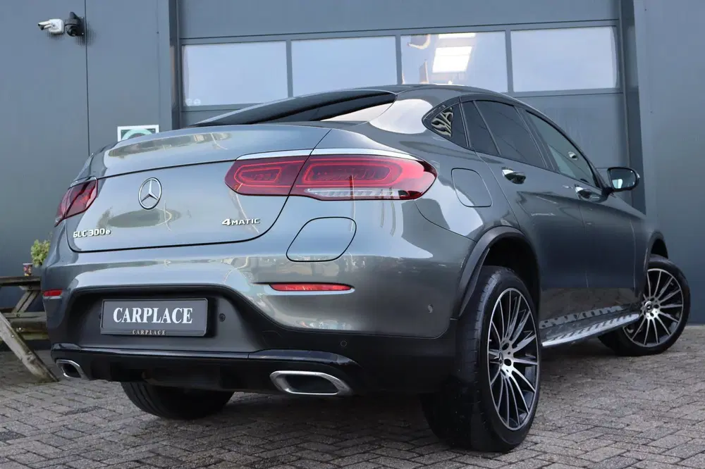 Mercedes-Benz GLC GLC-klasse Coupé 300e 4MATIC Premium Plus uit 2020, foto 5